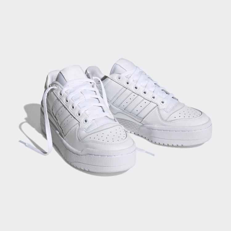 Tênis Branco Adidas Forum Com Listras Ousadas