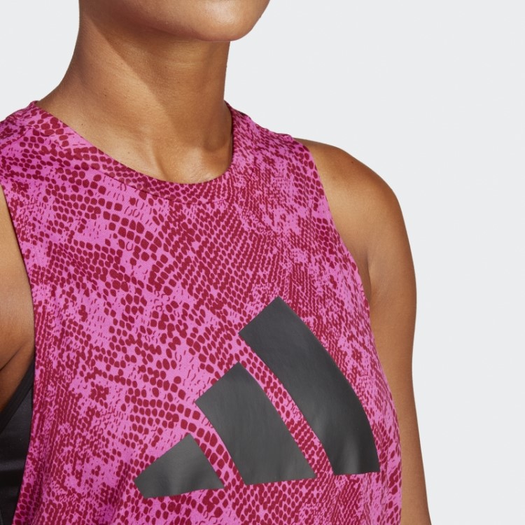 Camiseta Adidas Train Icons Allover Com Estampa Fúcsia