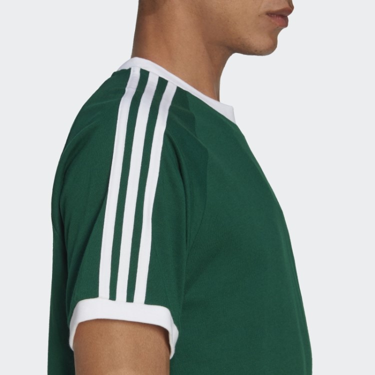 Camiseta Adidas Adicolor Classics Com As Três Listras Verde Escuro