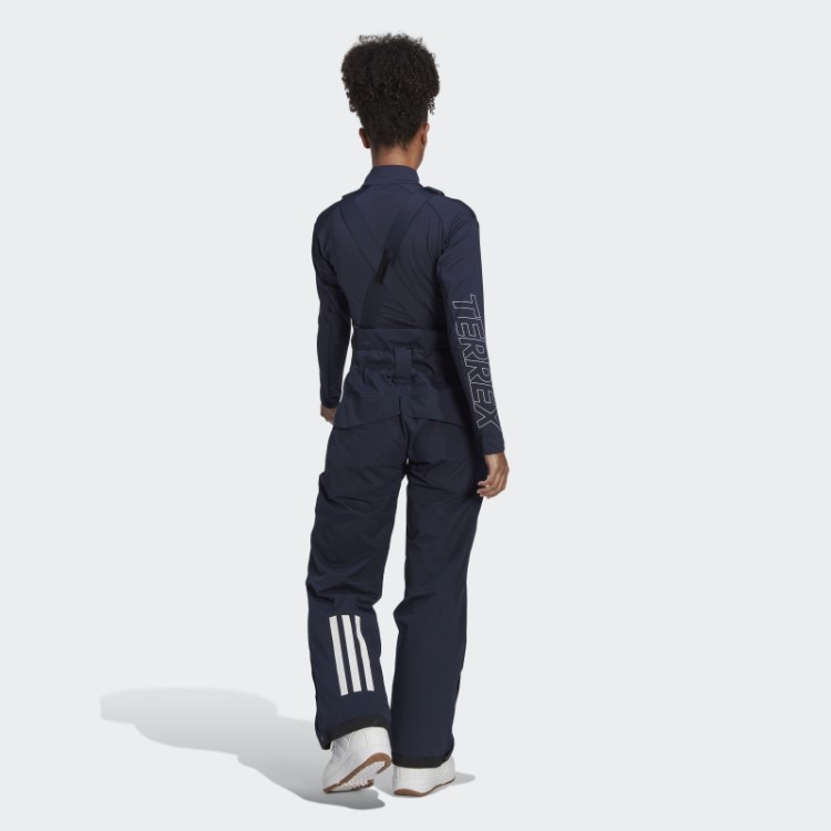 Adidas Resort Com Duas Camadas De Tinta Para Jardineiras Isoladas