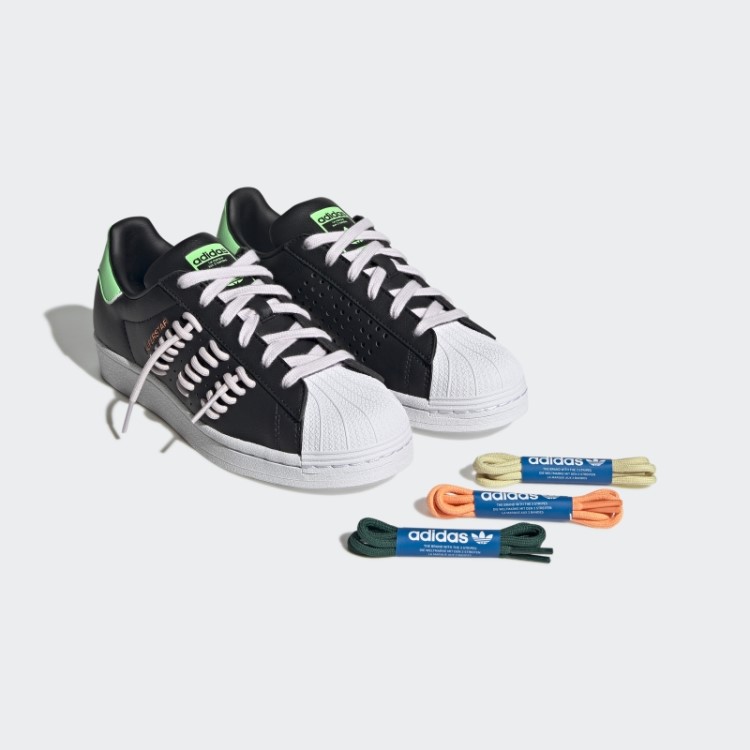Sapatos Brancos Adidas Superstar Moda
