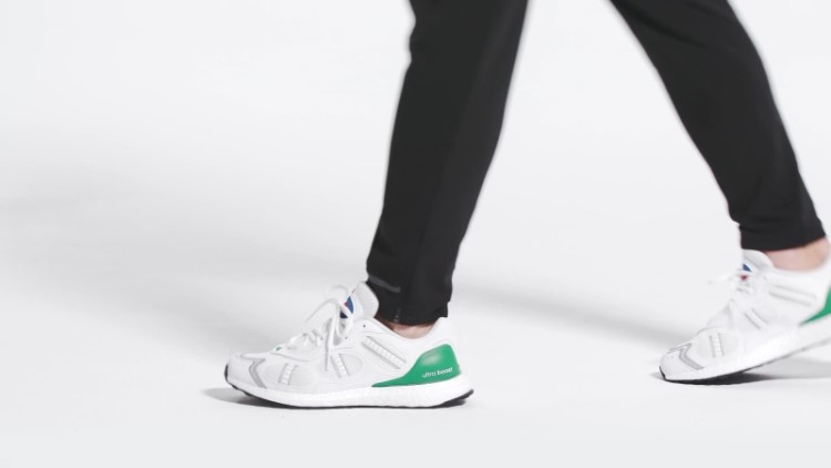 Tênis Ultraboost Supernova Dna Branco Adidas