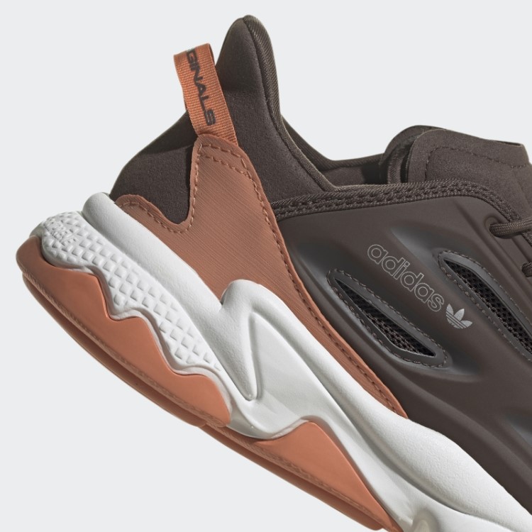 Tênis Ozweego Celox Marrom Adidas