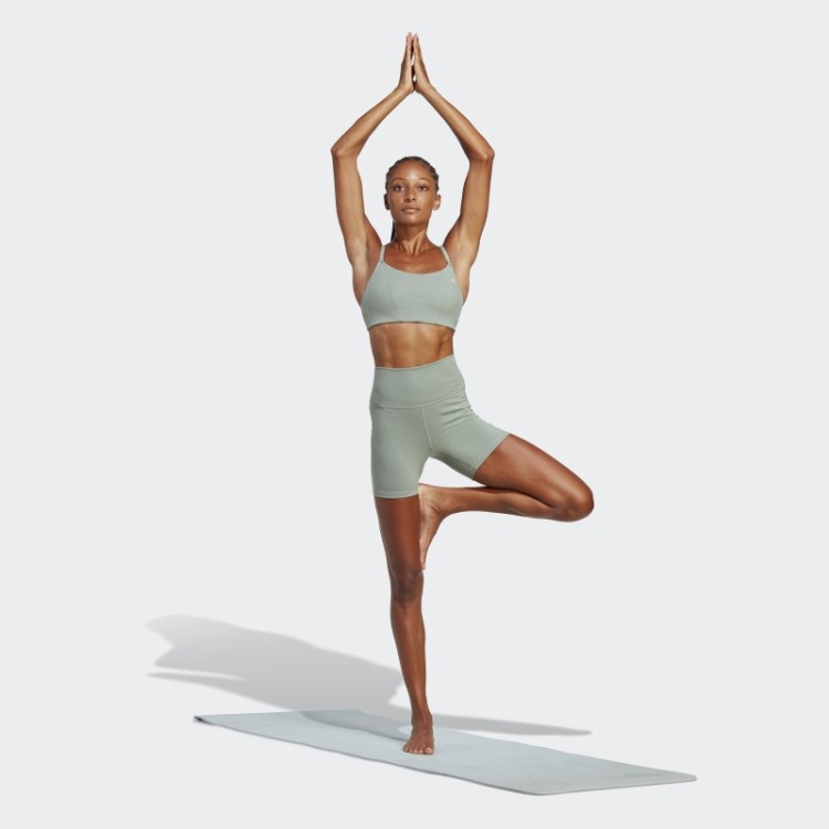 Adidas Yoga Studio Leggings Curtas De Cinco Polegadas Verde Prata