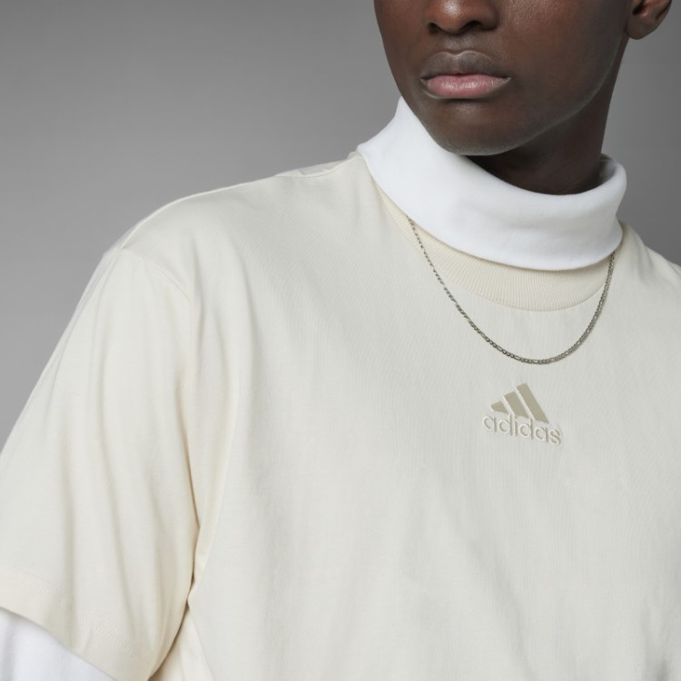 Camiseta Esportiva Branca Adidas (gênero Neutro)