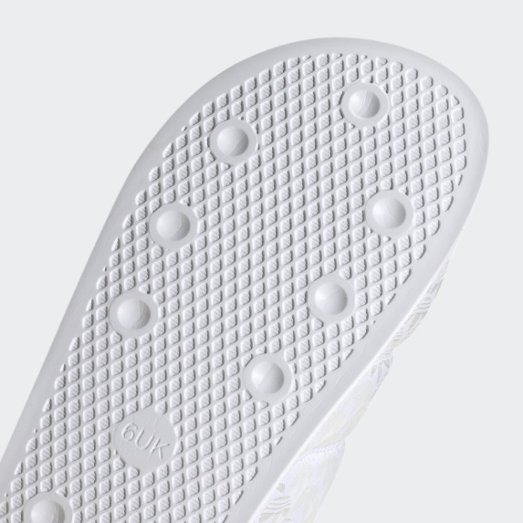 Adilette Slides Essenciais Adidas Branco