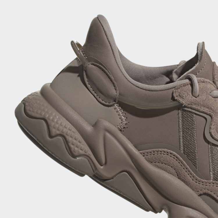 Sapatos Ozweego Adidas Chalky Brown