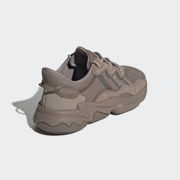 Sapatos Ozweego Adidas Chalky Brown