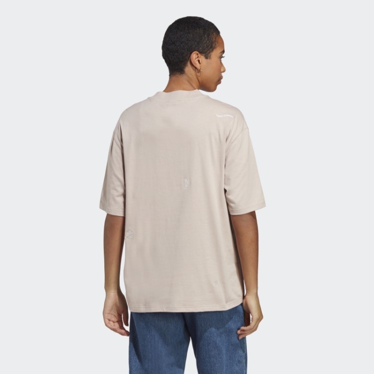 Camiseta Boyfriend Com Estampas Inspiradas Em Cristais De Cura Adidas Taupe