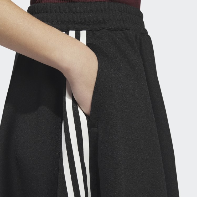 Saia Preta Adidas