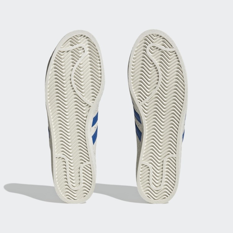 Tênis Branco Adidas Superstar 82