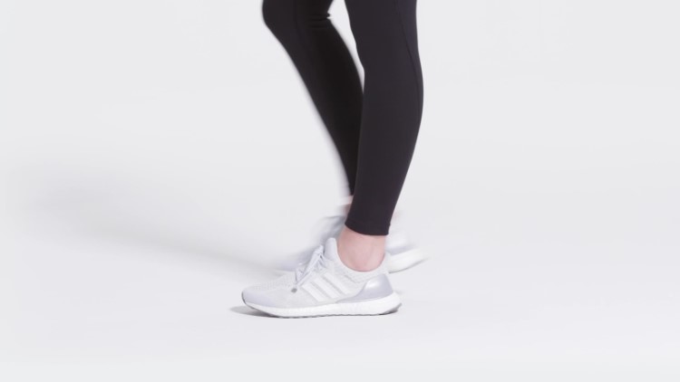 Tênis Ultraboost 5.0 Dna Tom Azul Adidas