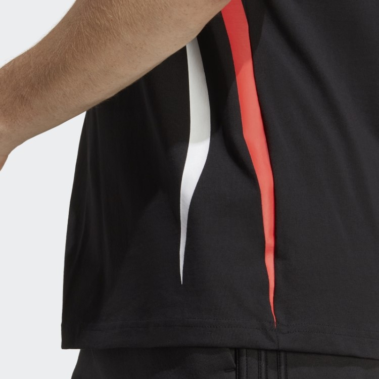 Camiseta Adidas Colorblock Preta