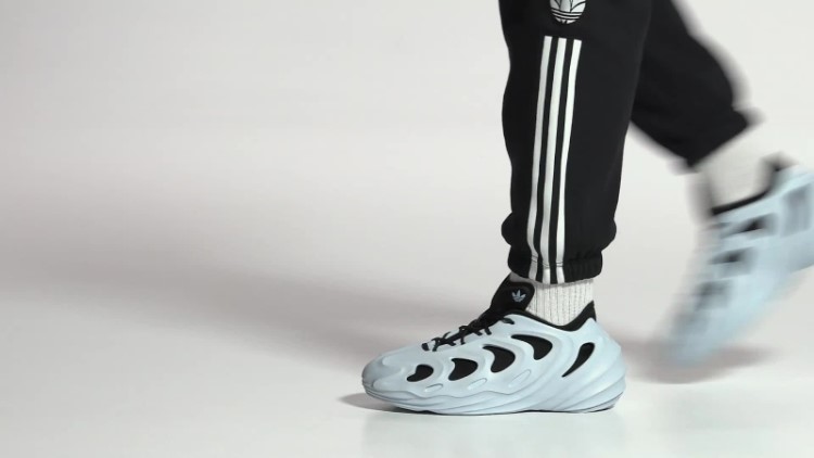 Tênis Adidas Azul Adifom Q