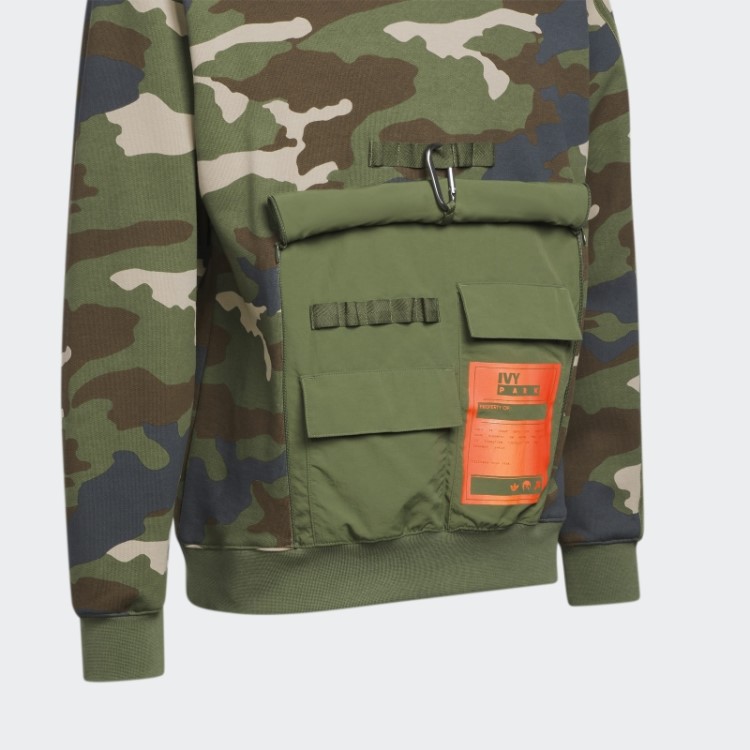 Moletom Adidas Com Estampa Camuflada E Bolso Canguru (todos Os Gêneros)