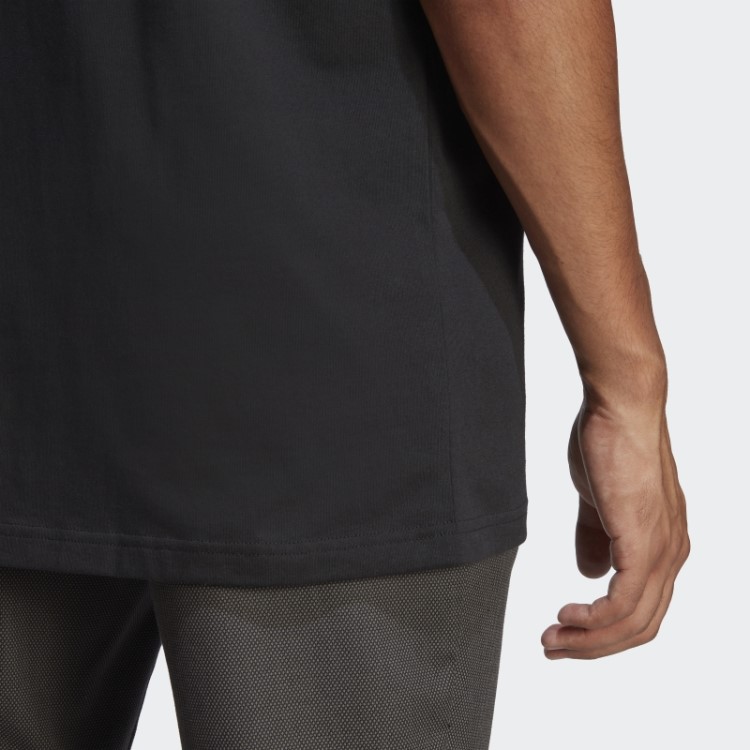 Emblema De ícones Do Futuro Da Camiseta Esportiva Preta Adidas