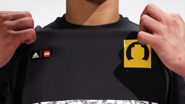 Camiseta De Futebol Adidas X Lego De Carbono Quente