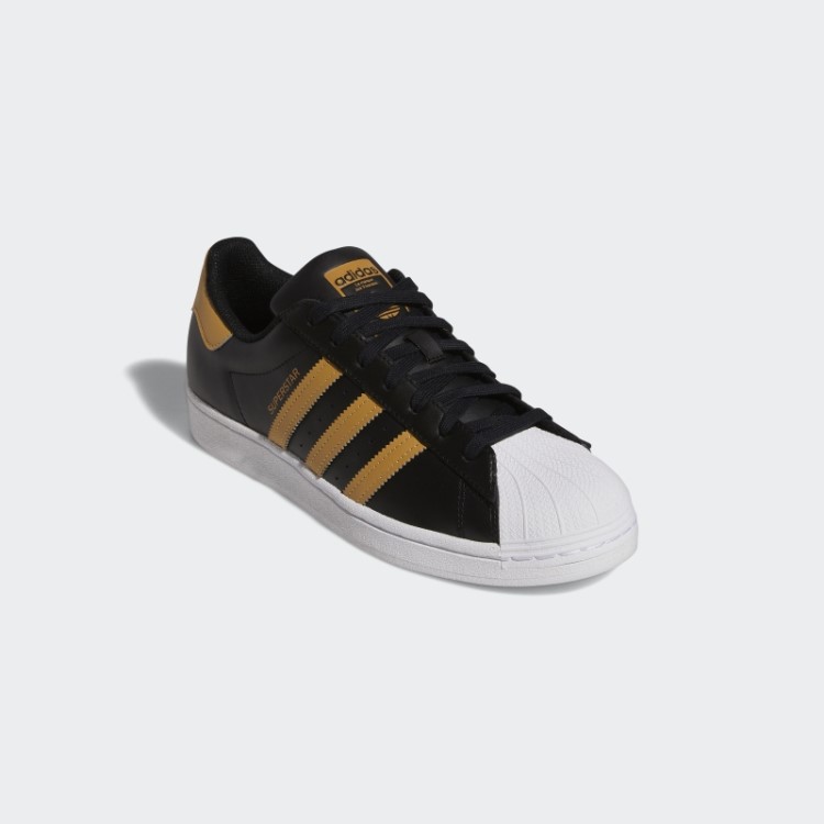 Tênis Adidas Superstar Bege
