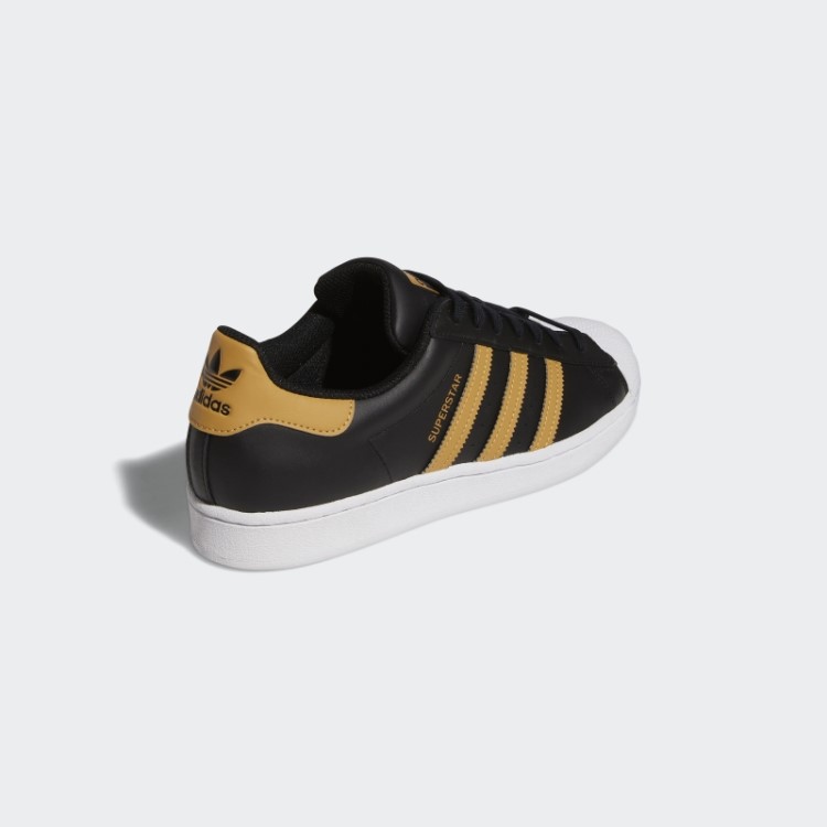 Tênis Adidas Superstar Bege