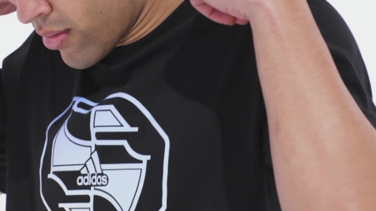 Badge World Of Sport Graphic T-shirt Adidas Black