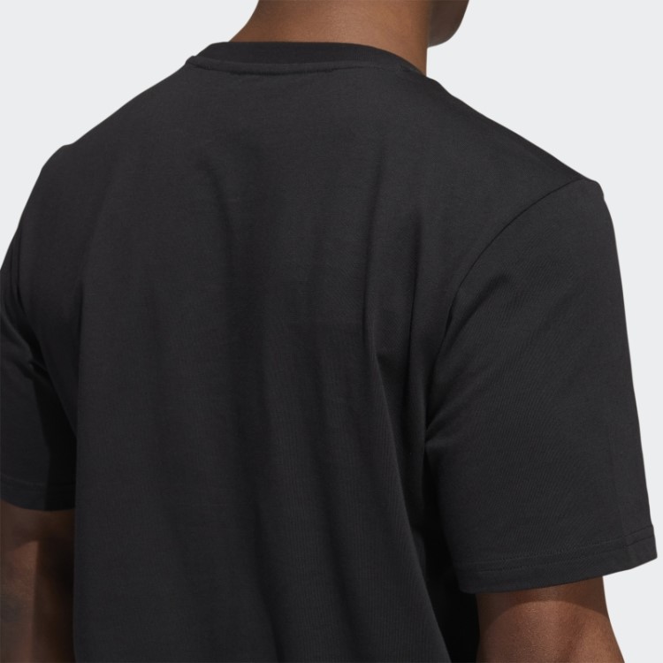 Badge World Of Sport Graphic T-shirt Adidas Black