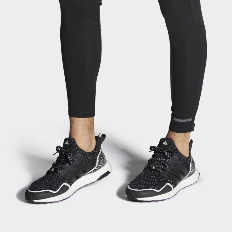 Tênis Preto Ultraboost 5.0 X Marvel Pantera Negra Adidas