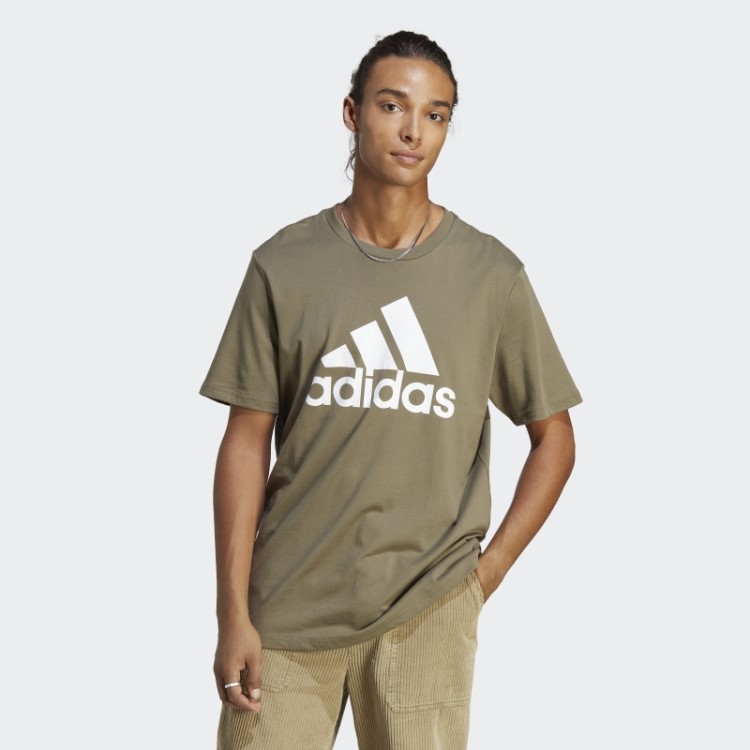 Camiseta Adidas Olive Essentials Single Jersey Com Logo Grande