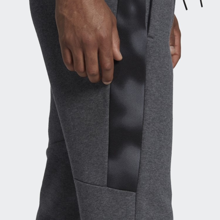 Calça De Lã Adidas Essentials Com Estampa Camuflada Cinza Escuro Urze
