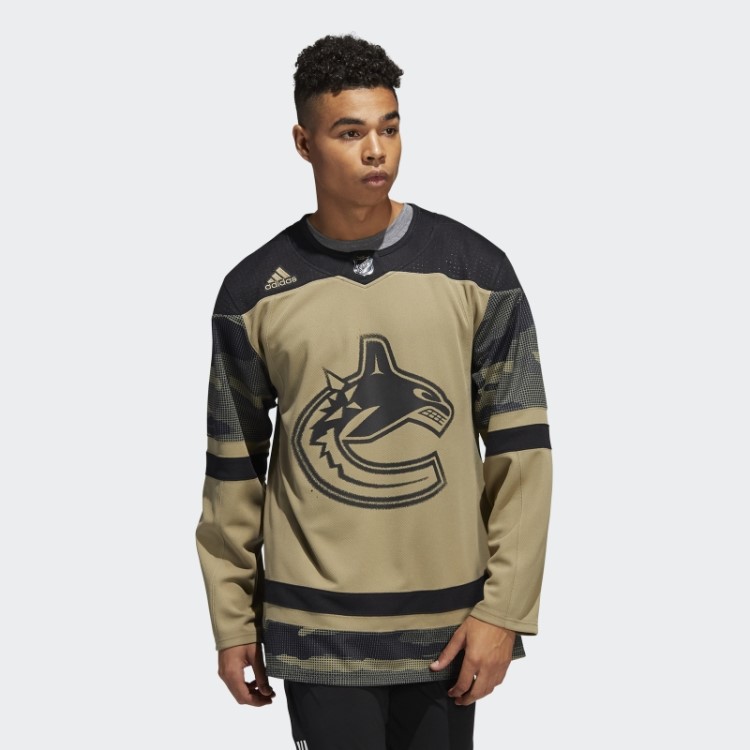 Camisa Camuflada Verde Adidas Orbit Canucks