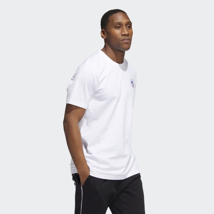 Adidas Camiseta Branca Com Gráfico Da História Do Basquete Mundial