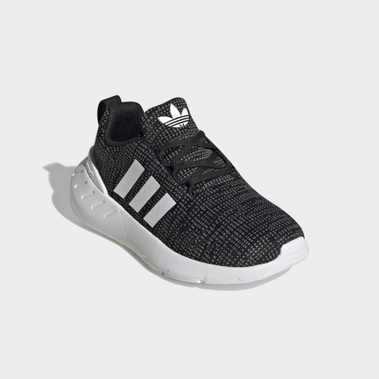 Tênis Preto Swift Run 22 Adidas
