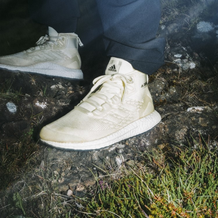 Adidas Terrex Feito Para Ser Refeito Caminhante Livre Não Tingido