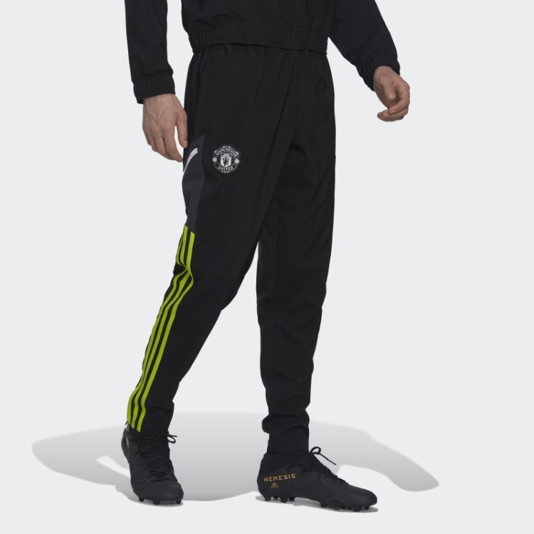 Calção De Treino Manchester United Preto 22 Apresentação Adidas
