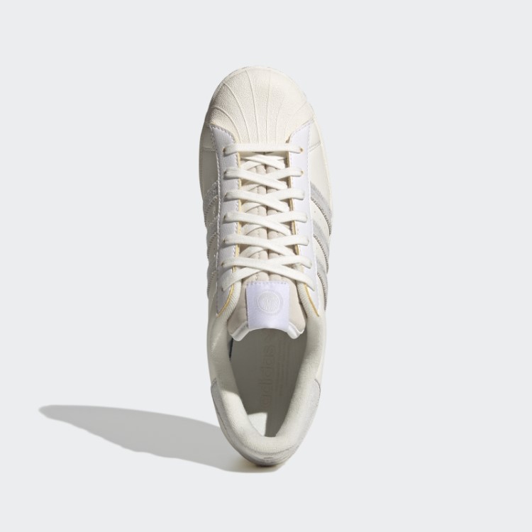 Tênis Vegan Adidas Superstar Cinza