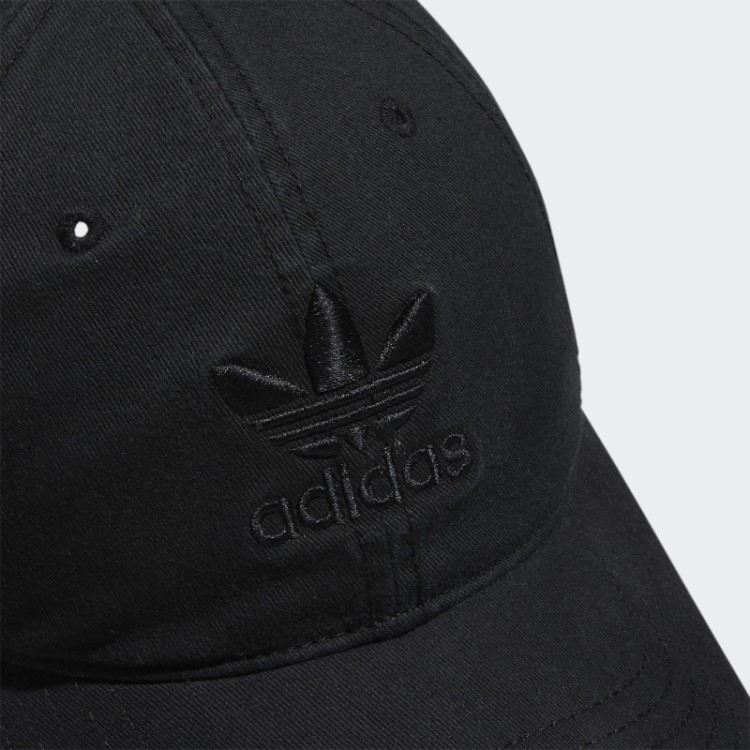 Boné Preto Adidas Com Amarração Na Parte De Trás
