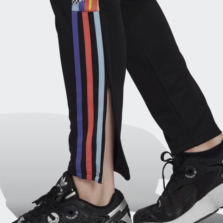 Calça Preta Adidas Tiro Orgulho