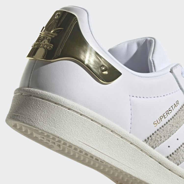 Elegantes Sapatos Brancos Adidas Superstar