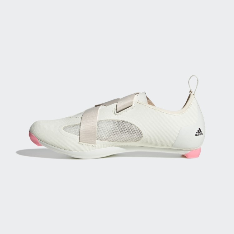 O Tênis De Ciclismo Indoor Adidas Branco