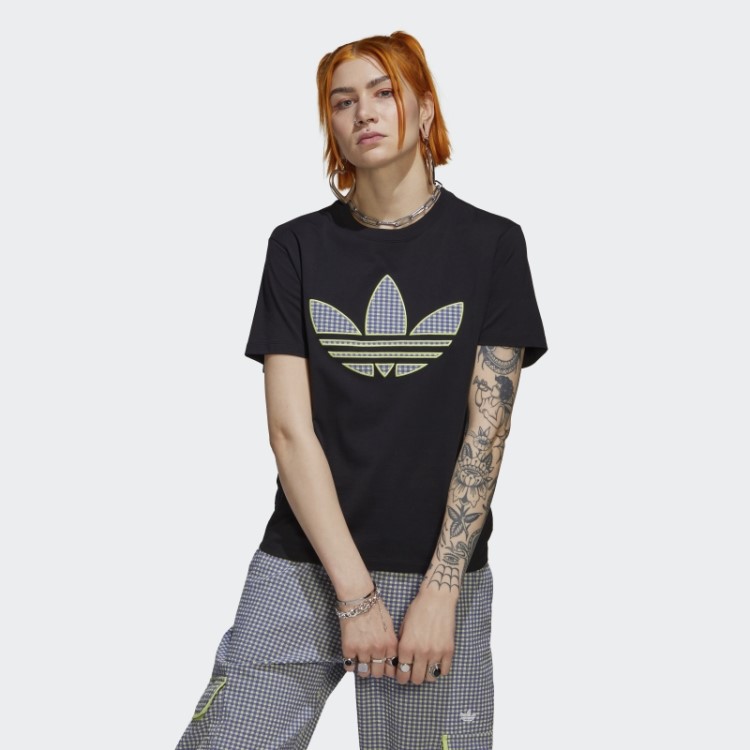 Camiseta Com Aplicação De Trevo Adidas Preta