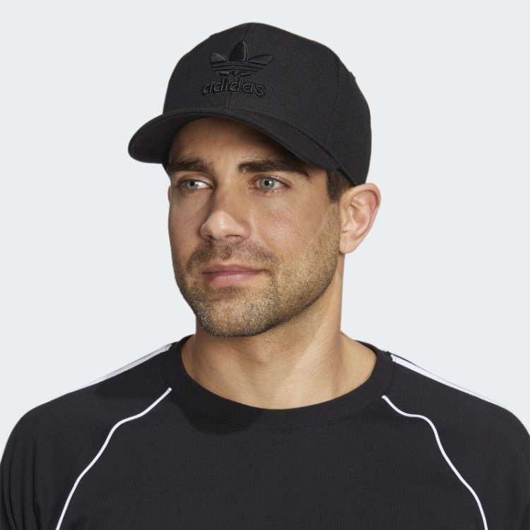 Chapéu Preto Adidas Moderno Pré-curvado