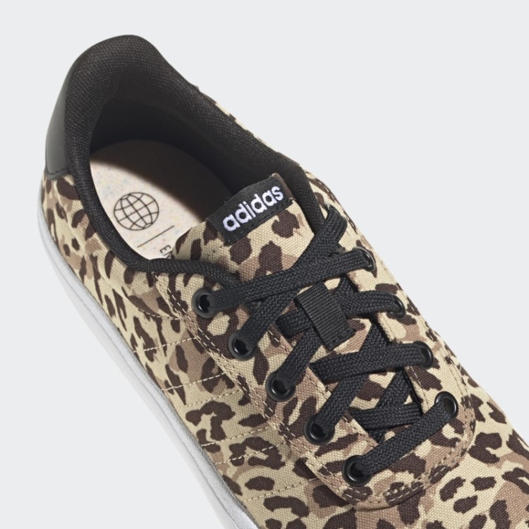 Tênis Adidas Farm Rio X Vulc Raid3r Bege