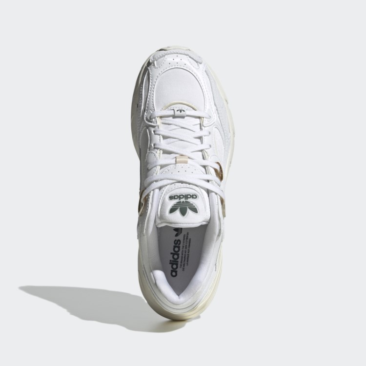 Sapatos Brancos Adidas Astir Quentes