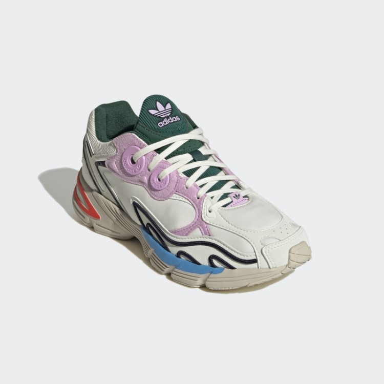 Sapatos Brancos Adidas Astir Moda