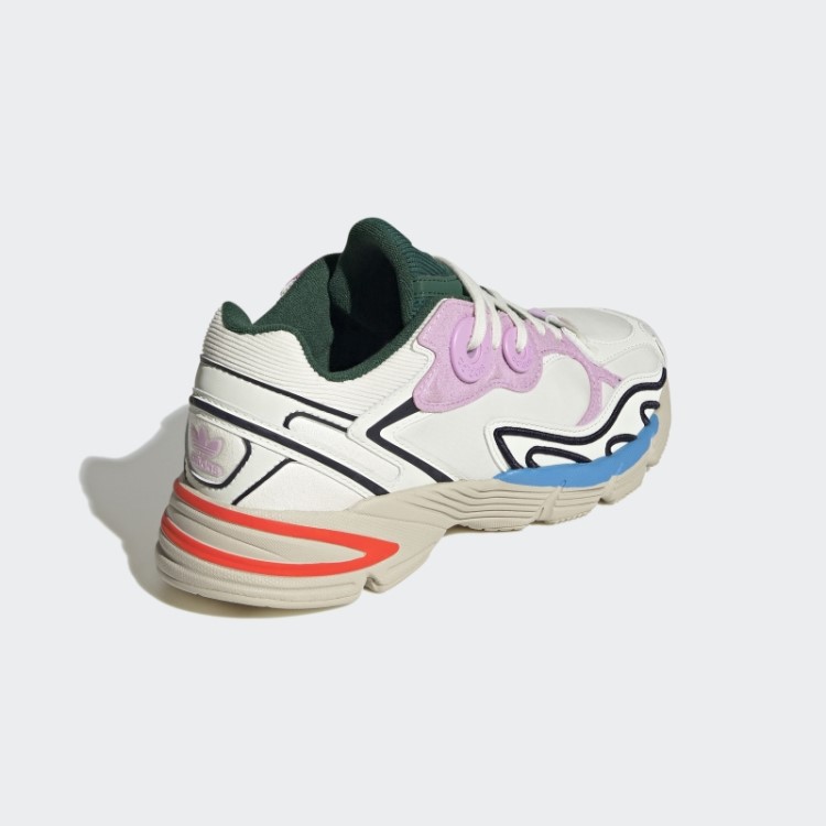 Sapatos Brancos Adidas Astir Moda