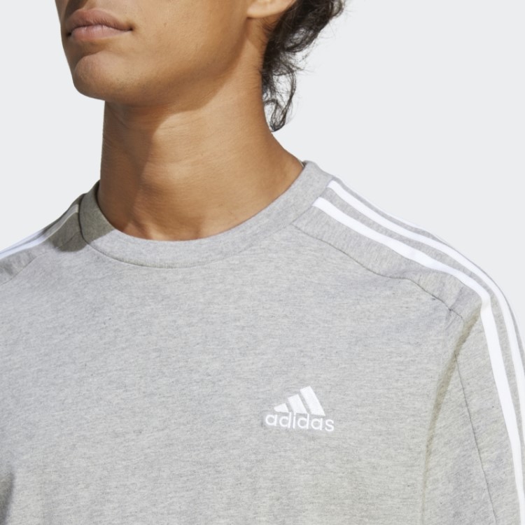 Camiseta Adidas Essentials Single Jersey Com As Três Listras Cinza Médio