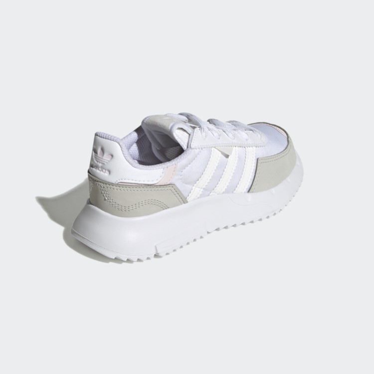 Sapatos Brancos Retropy F2 Da Moda Adidas
