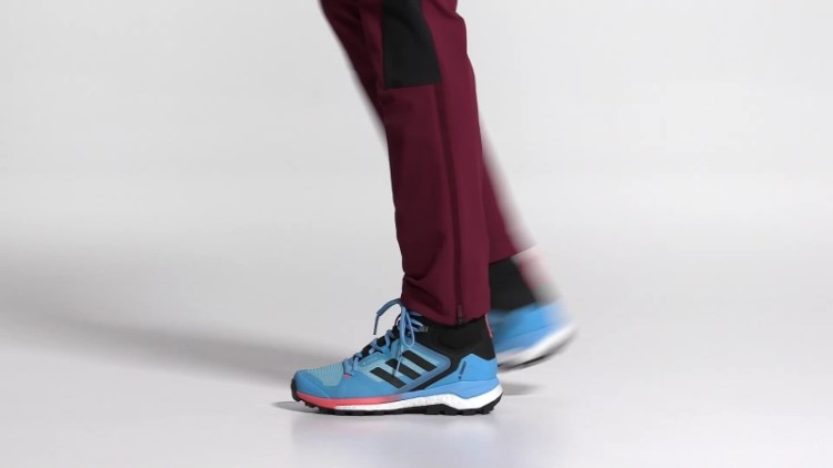 Tênis De Caminhada Terrex Skychaser 2 Mid Gore-tex Sky Rush Adidas