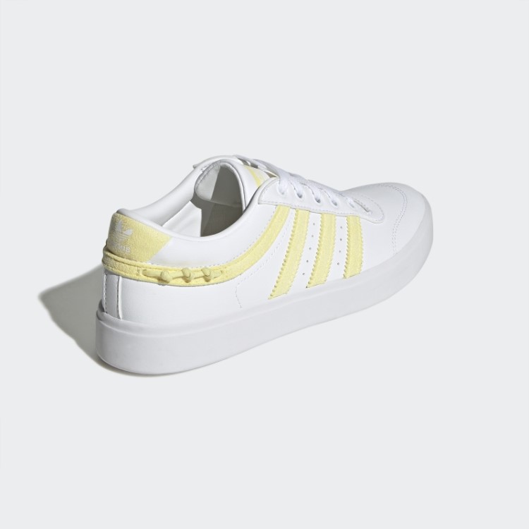 Sapatos Brancos Adidas Bryony