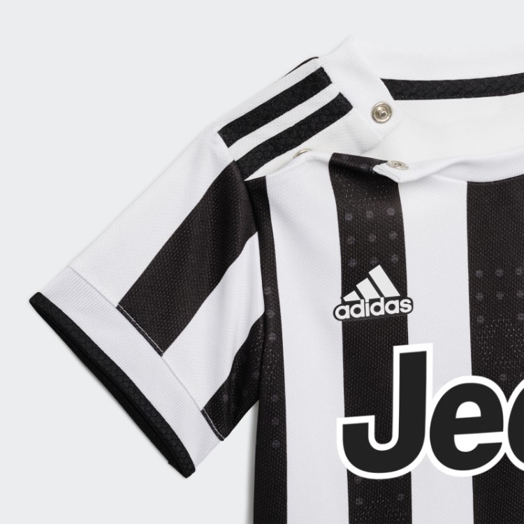 Kit De Bebê Casa Branca Adidas Juventus 21/22