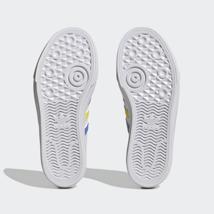 Sapatos Brancos Adidas Nizza Moda